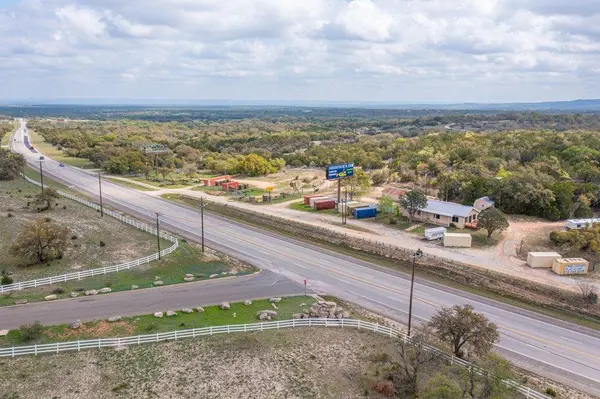 12102 Us Highway 281 N, Round Mountain, TX 78663