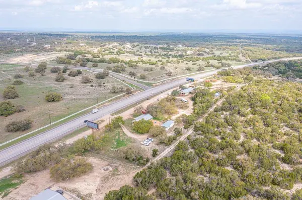 12102 Us Highway 281 N, Round Mountain, TX 78663