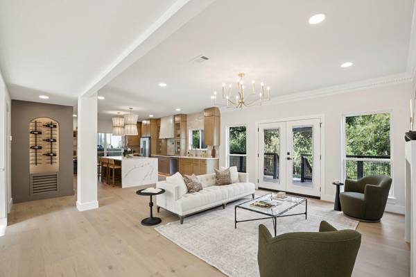 8911 Scottish Pastures DR, Austin, TX 78750
