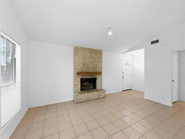 1012 Fieldwood DR #B, Austin, TX 78758