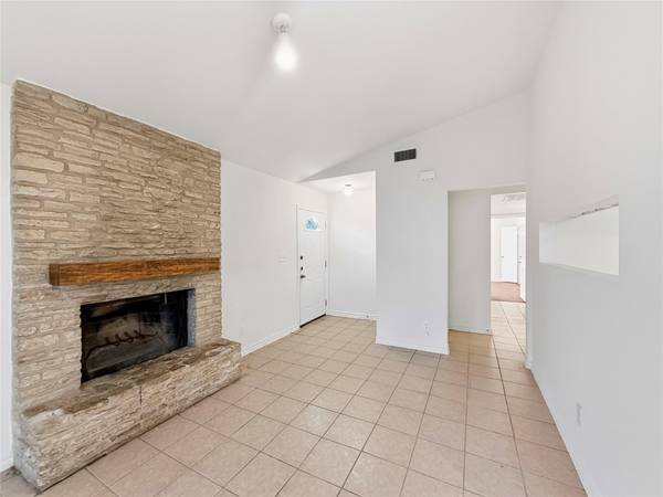 1012 Fieldwood DR #B, Austin, TX 78758
