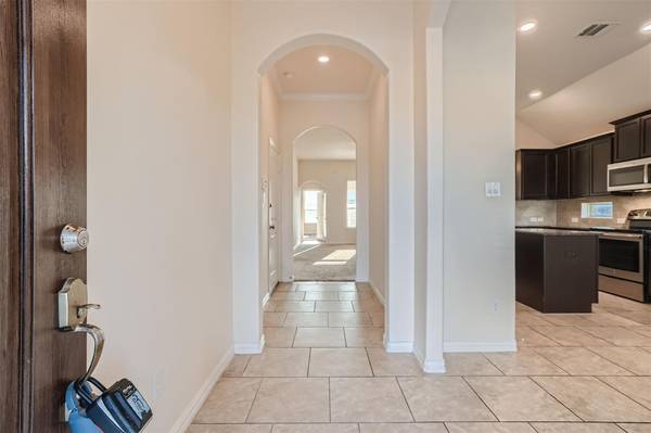 1917 Chimney DR, Leander, TX 78641