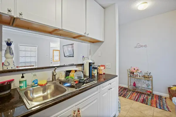 715 W 22 1/2 ST #101, Austin, TX 78705