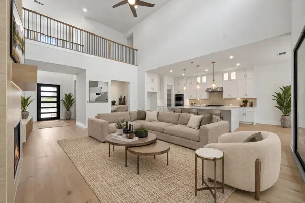 278 Alpine Crossing DR, Kyle, TX 78640