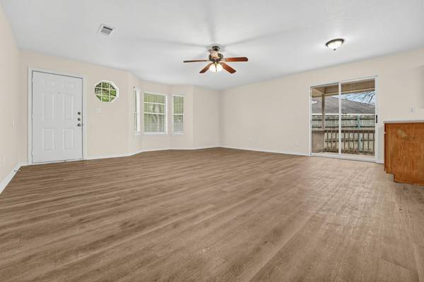 101 Princess Jennifer DR, Kyle, TX 78640