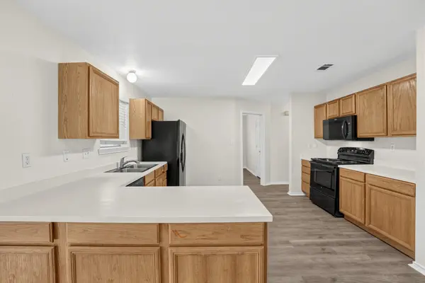 101 Princess Jennifer DR, Kyle, TX 78640