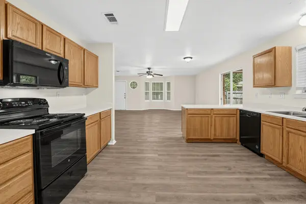 101 Princess Jennifer DR, Kyle, TX 78640