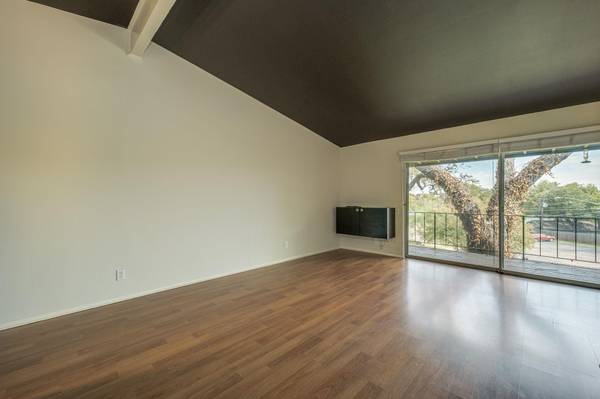 1304 Mariposa DR #222, Austin, TX 78704