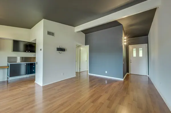 1304 Mariposa DR #222, Austin, TX 78704