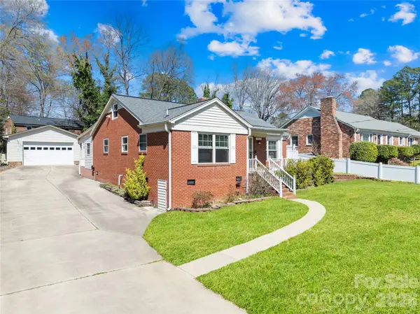 1912 Old West LN, Gastonia, NC 28052