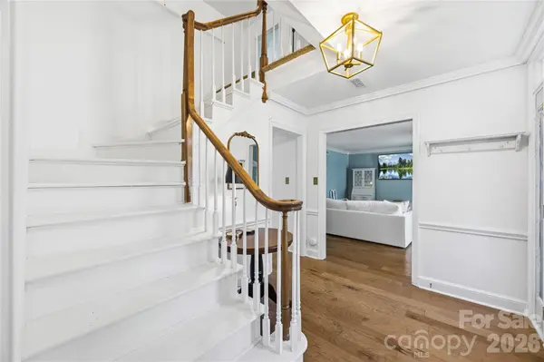 2221 Hamilton Mill RD, Charlotte, NC 28270