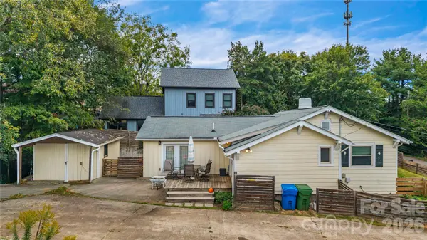 9 Oakley RD, Asheville, NC 28803