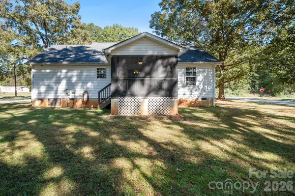 1363 Woodridge DR, Clover, SC 29710