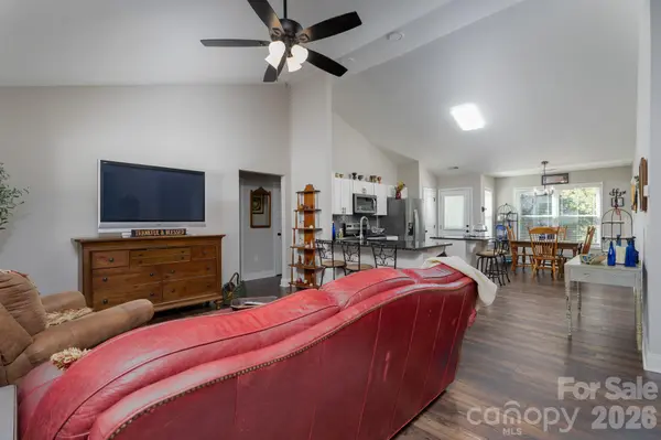 1004 Osprey LN, China Grove, NC 28023