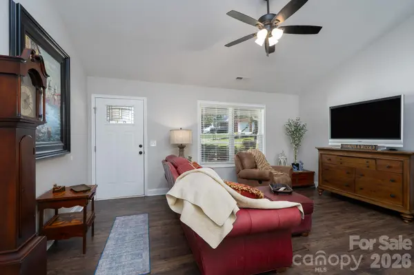 1004 Osprey LN, China Grove, NC 28023