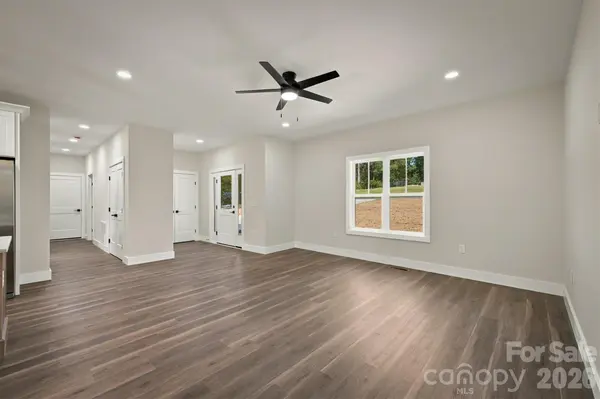2968 Woodwind DR, Valdese, NC 28690