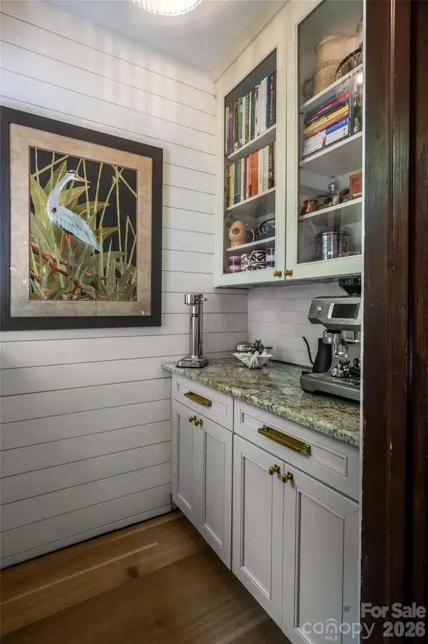 56 Maney AVE, Asheville, NC 28804