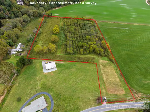 0000 S Mills Gap RD, Hendersonville, NC 28792