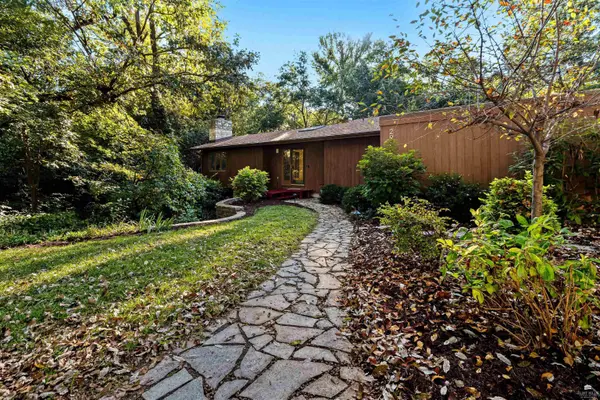 2933 Amherst Avenue, Manhattan, KS 66503
