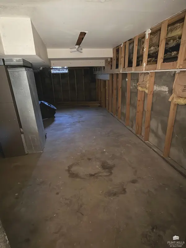 308 E 11th ST, Junction City, KS 66441