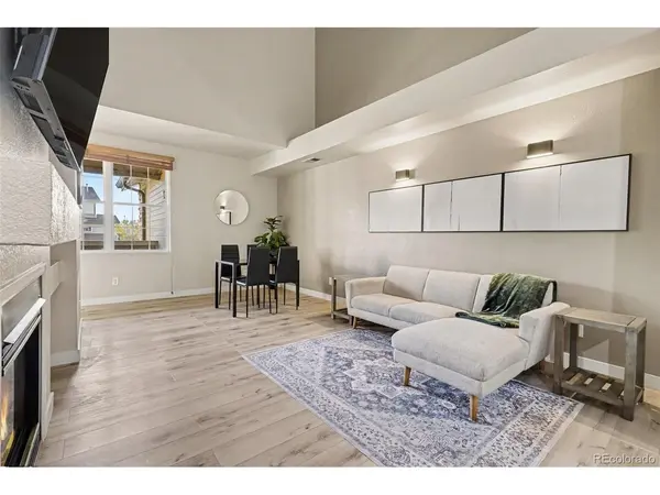 2862 W Centennial #D, Littleton, CO 80123