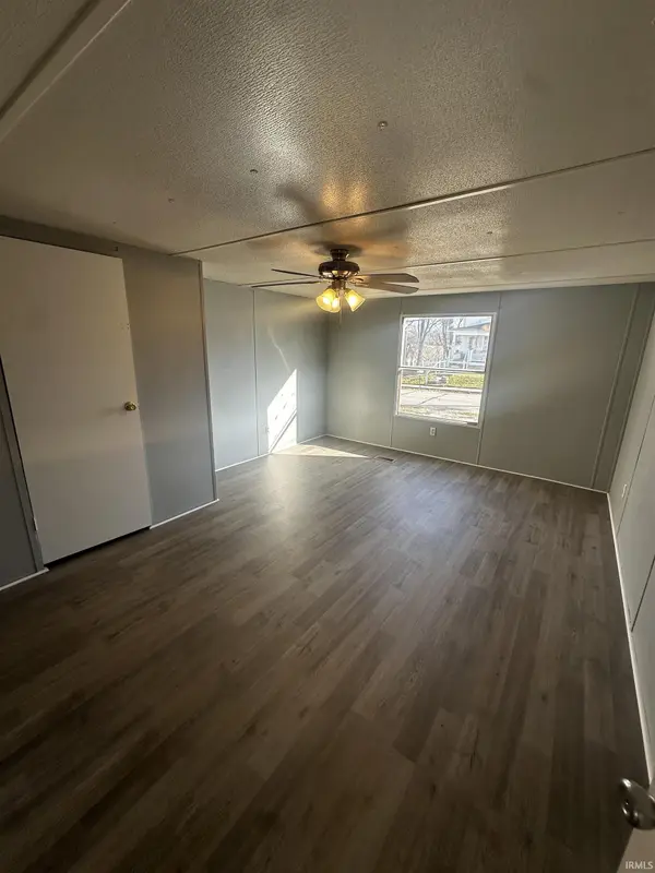 842 W Popcorn RD, Springville, IN 47462