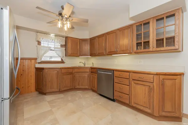 15220 Old State RD, Evansville, IN 47725