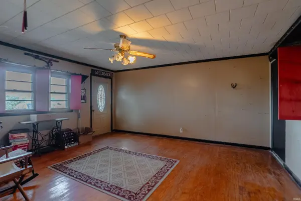 356 E 150 South ***, Princeton, IN 47670