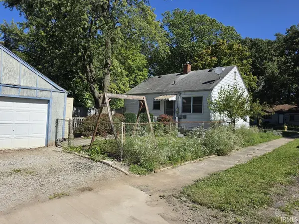4438 Gaywood DR, Fort Wayne, IN 46806-4710
