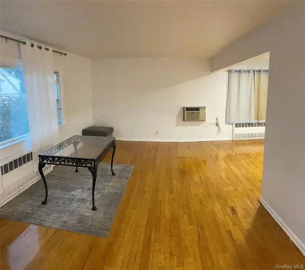 77 34 162nd ST #2, Fresh Meadows, NY 11366