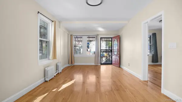 173-24 89th AVE, Jamaica, NY 11432