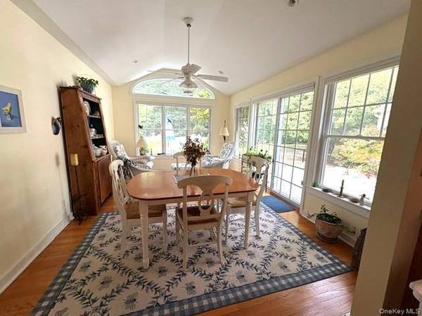 61 Aspatuck Rd WHB Aspatuck, Westhampton Beach, NY 11978