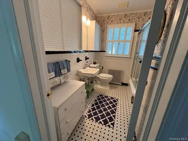 61 Aspatuck Rd WHB Aspatuck, Westhampton Beach, NY 11978