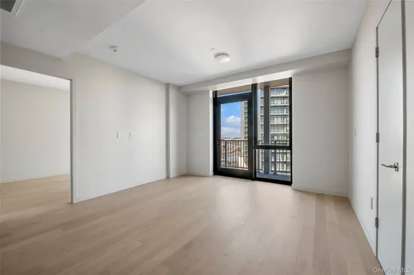 131-02A 40th Rd #3B, Flushing, NY 11354