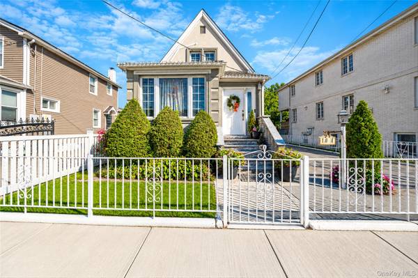 130-31 126th ST, South Ozone Park, NY 11420