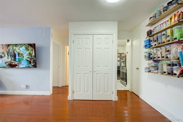 83-30 Vietor AVE #708, Elmhurst, NY 11373