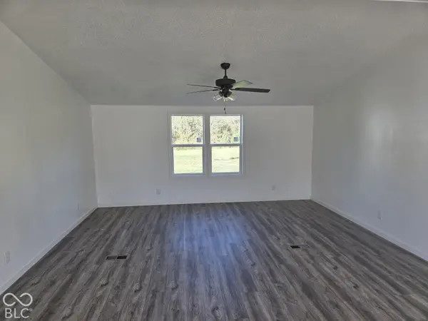 9870 Dale AVE, Elizabethtown, IN 47232