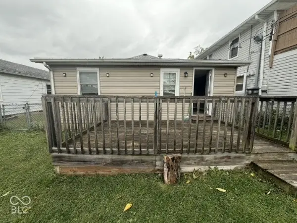 68 N 6th, Beech Grove, IN 46107