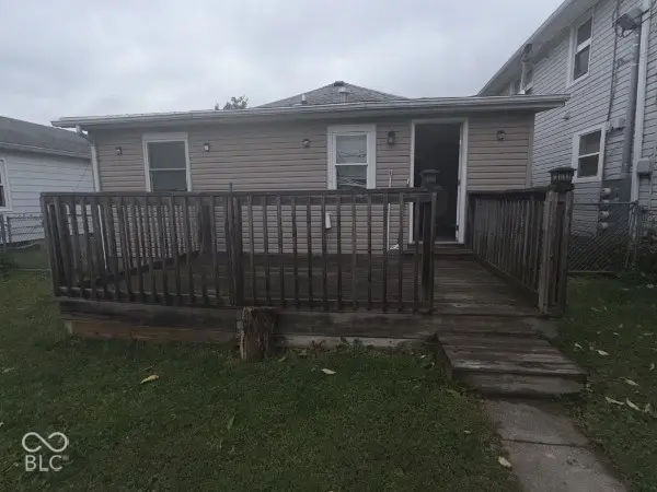 68 N 6th, Beech Grove, IN 46107