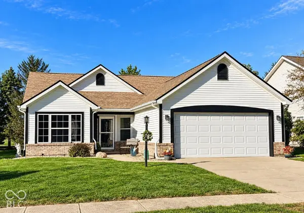 5884 Hollow Oak TRL, Carmel, IN 46033