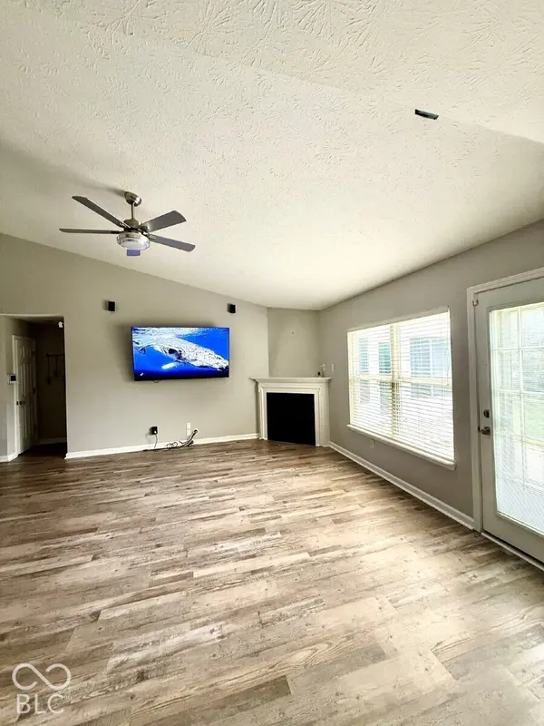5884 Hollow Oak TRL, Carmel, IN 46033