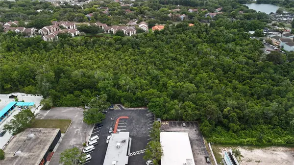 N DALE MARBY HWY, Tampa, FL 33614