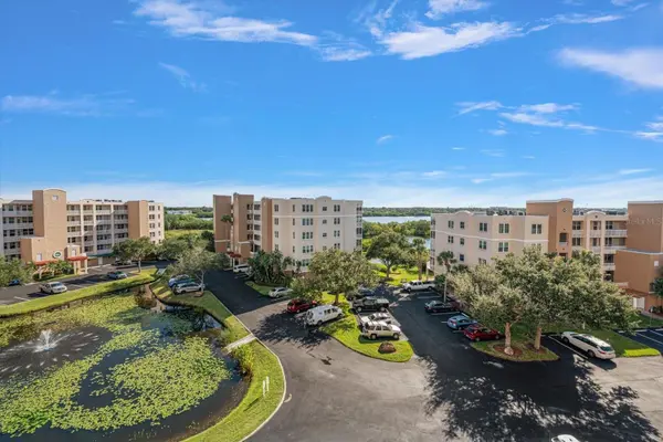 6450 SHORELINE DR #9506, Seminole, FL 33708