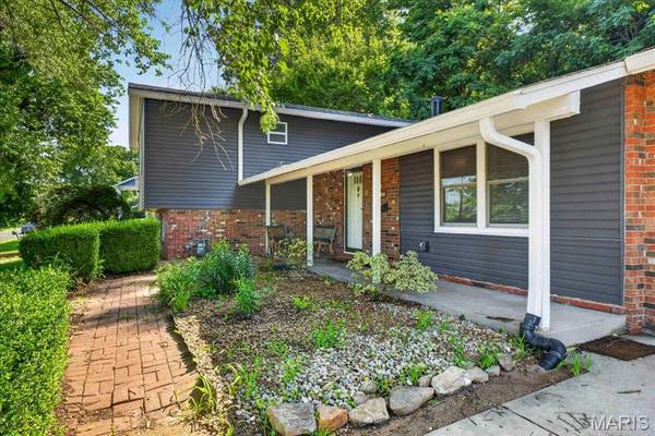 193 Beverly LN, Collinsville, IL 62234