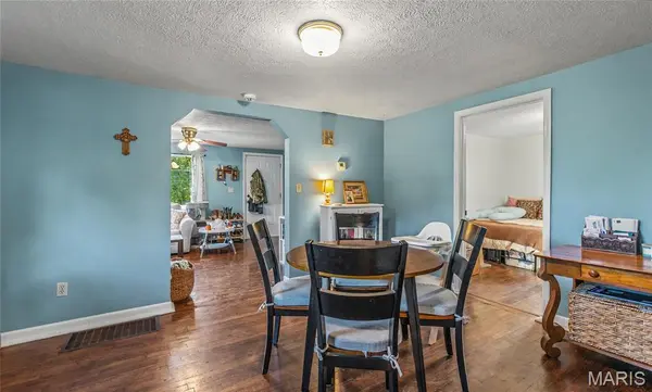 708 Dodd DR, Waynesville, MO 65583