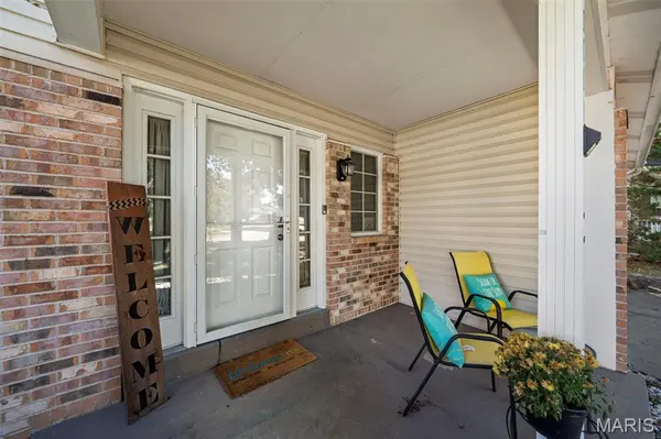 1008 Pinecone TRL, Hazelwood, MO 63031