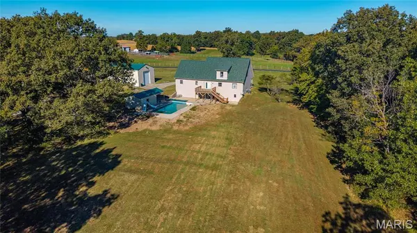 84 Callow LN, Scott City, MO 63780