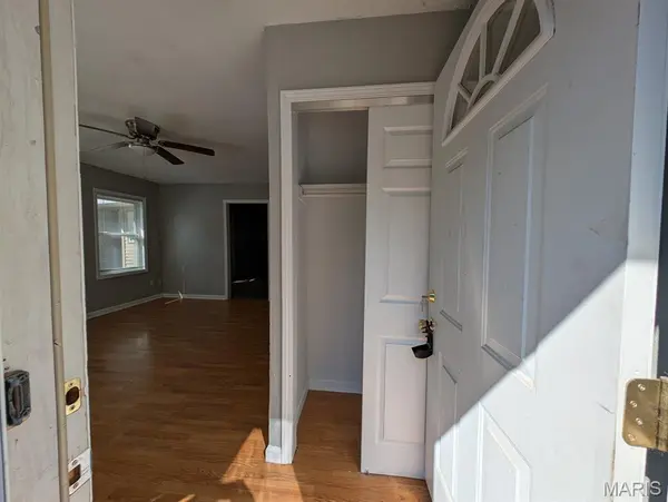 2706 Godfrey ST, Belleville, IL 62226