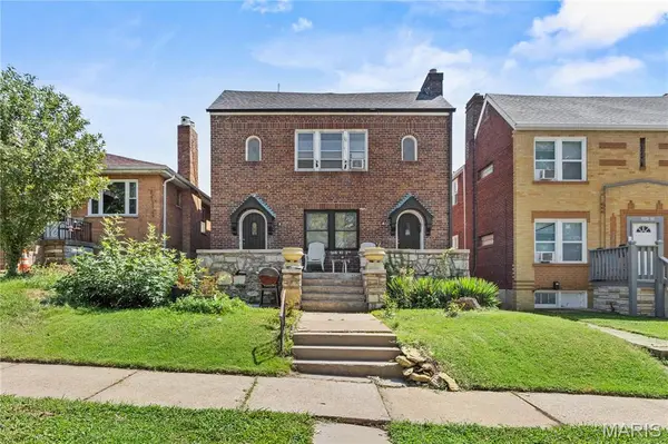3926 Dunnica AVE, St Louis, MO 63116