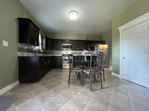 802 SECOND AVE, Aurora, IL 60505